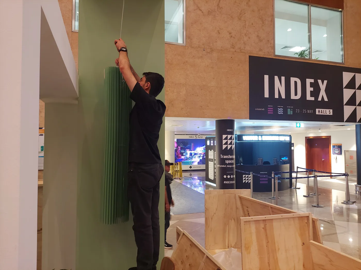 Installing Keker at the NOMANZI stand