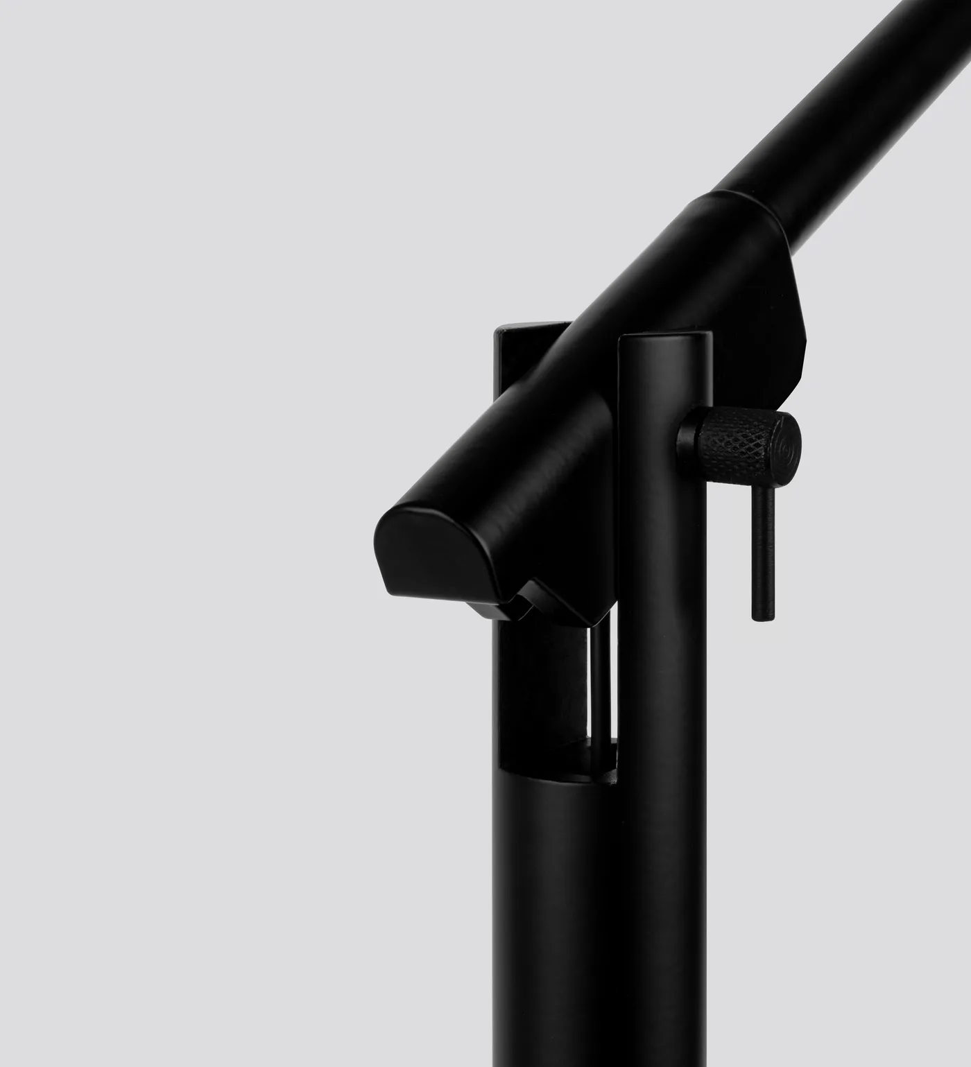 The knurled knob that sets Calibre's angle